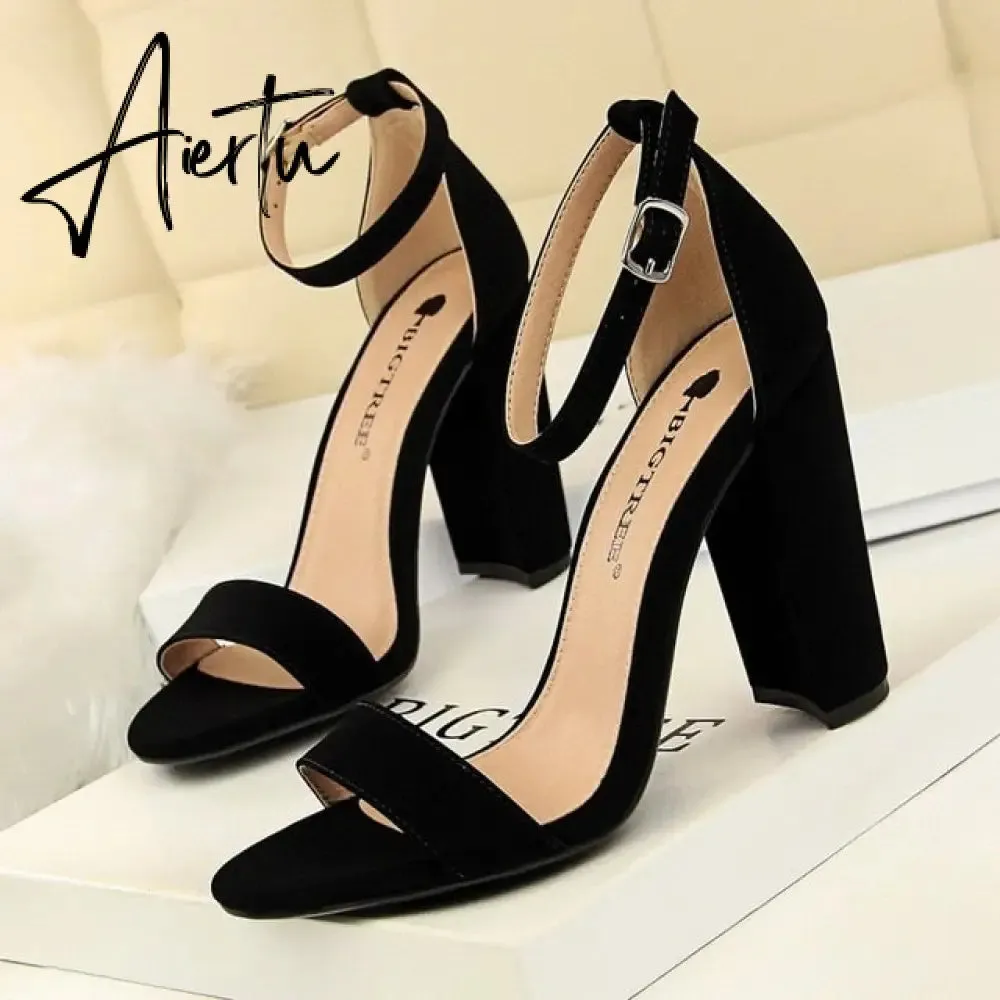 Aiertu Sexy High Heels New Women Pumps Comfort Women Shoes Block Heels Ladies Shoes Buckle Women Heels Female Shoes Women Sandals