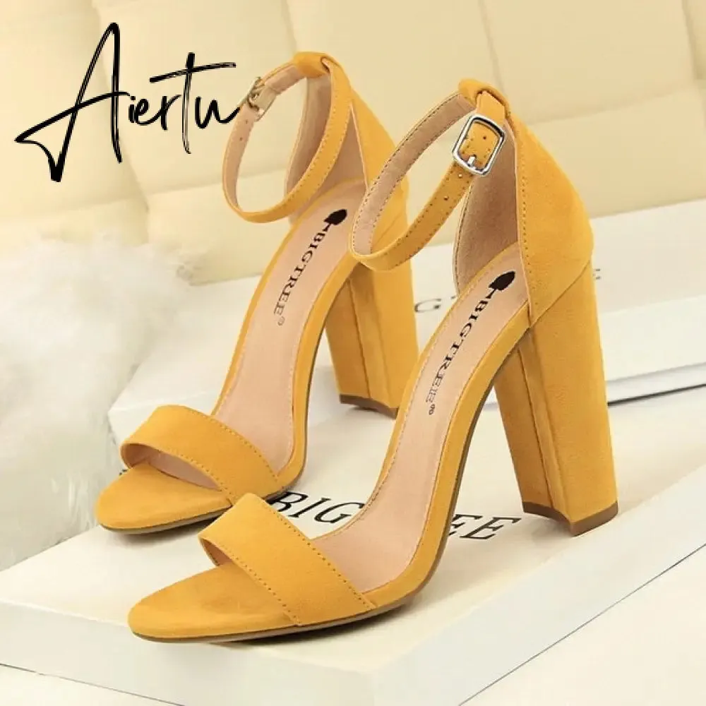 Aiertu Sexy High Heels New Women Pumps Comfort Women Shoes Block Heels Ladies Shoes Buckle Women Heels Female Shoes Women Sandals