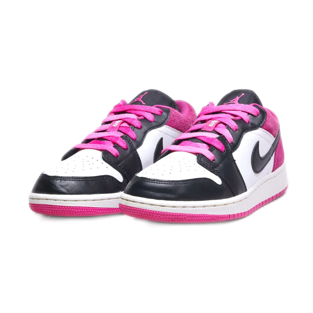 Air Jordan 1 Low Se 'Fuchsia' Low-Top Sneakers Leather Black Colour For Women