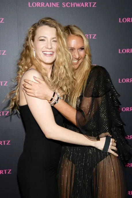 Black Blake Lively Velvet Spaghetti Straps Dress Party Prom Celebrity Formal evening Dress For Sale Online