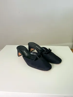 Black Vintage Mule Kitten Heels (7)