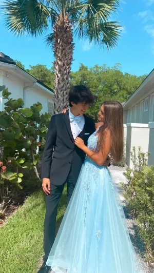 Blue A-line Tulle Appliques Long Prom Dress Y2564