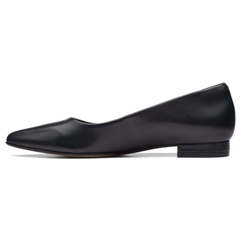 Clarks Laina15 Step Black Leather Flat (Women's)