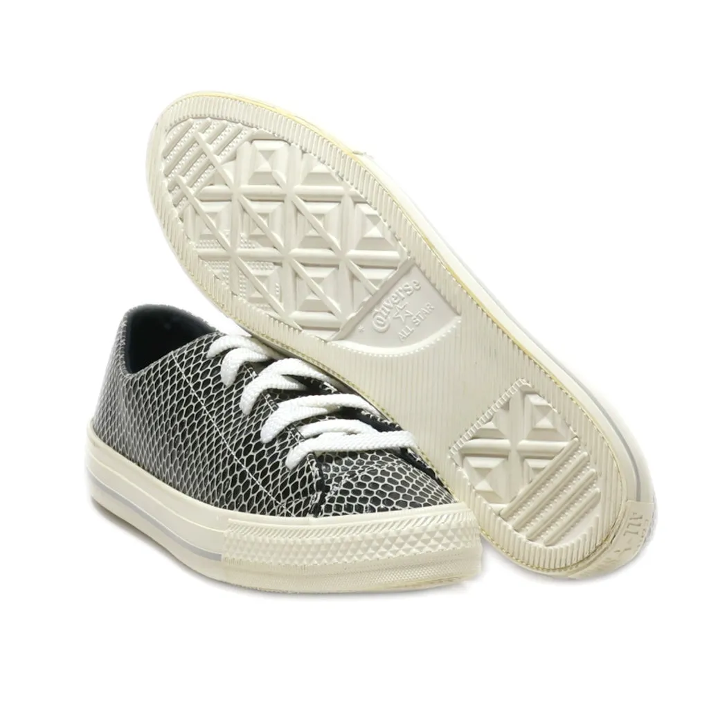 Converse Gemma Ox Low-Top Sneakers Pu Leather Black Colour For Women
