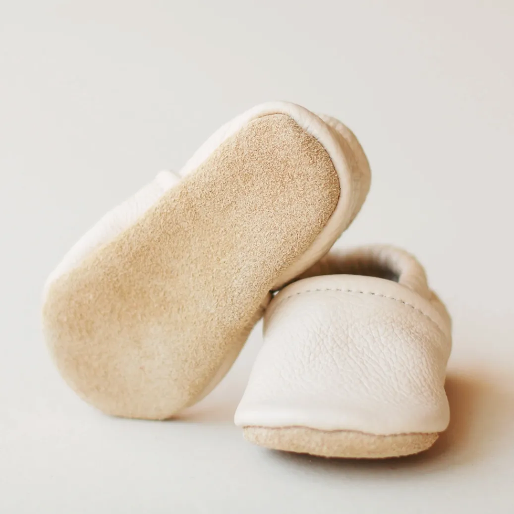 LEATHER SOLFT SOLE MOCCASIN - CREAM