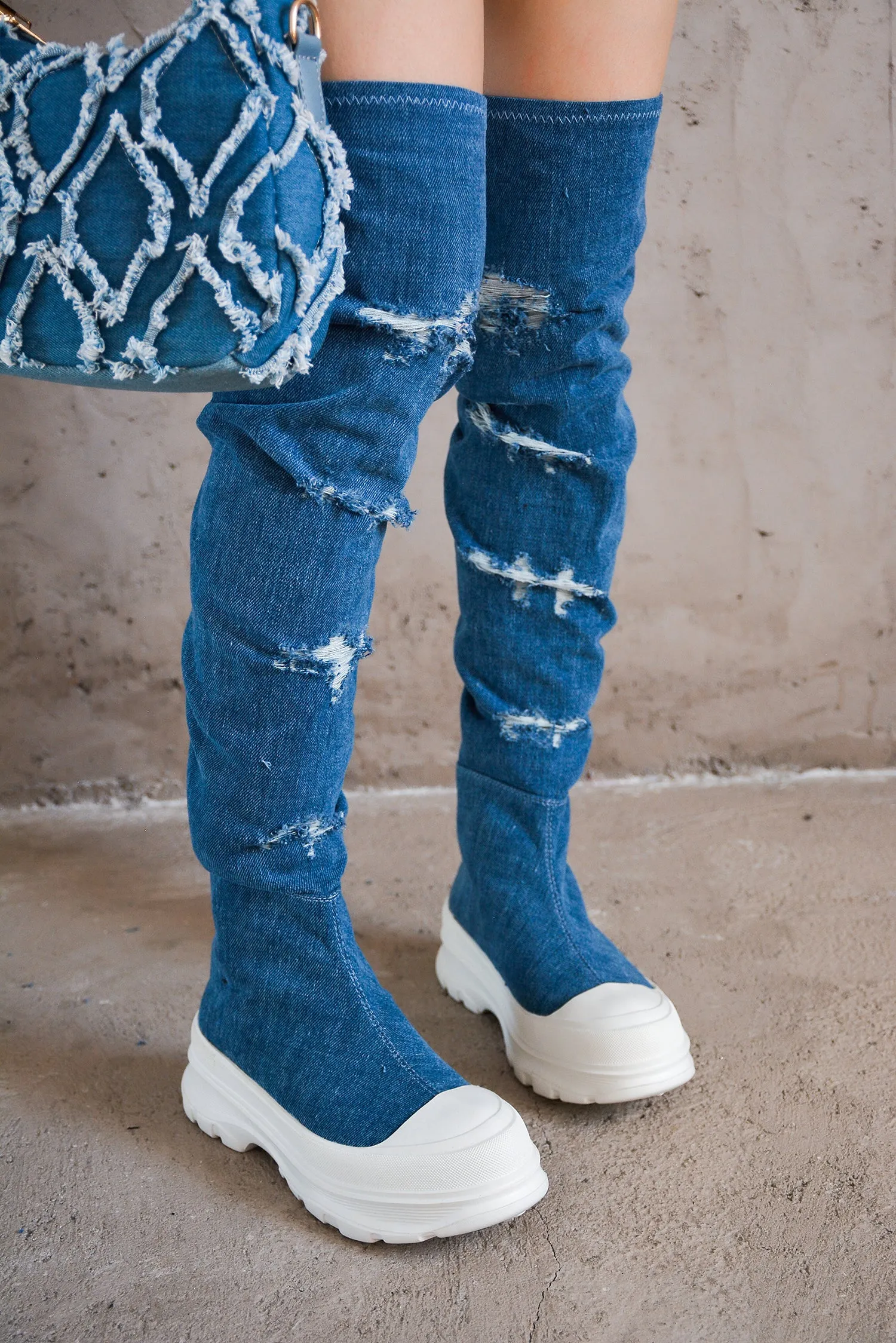 LOOKS - DENIM
