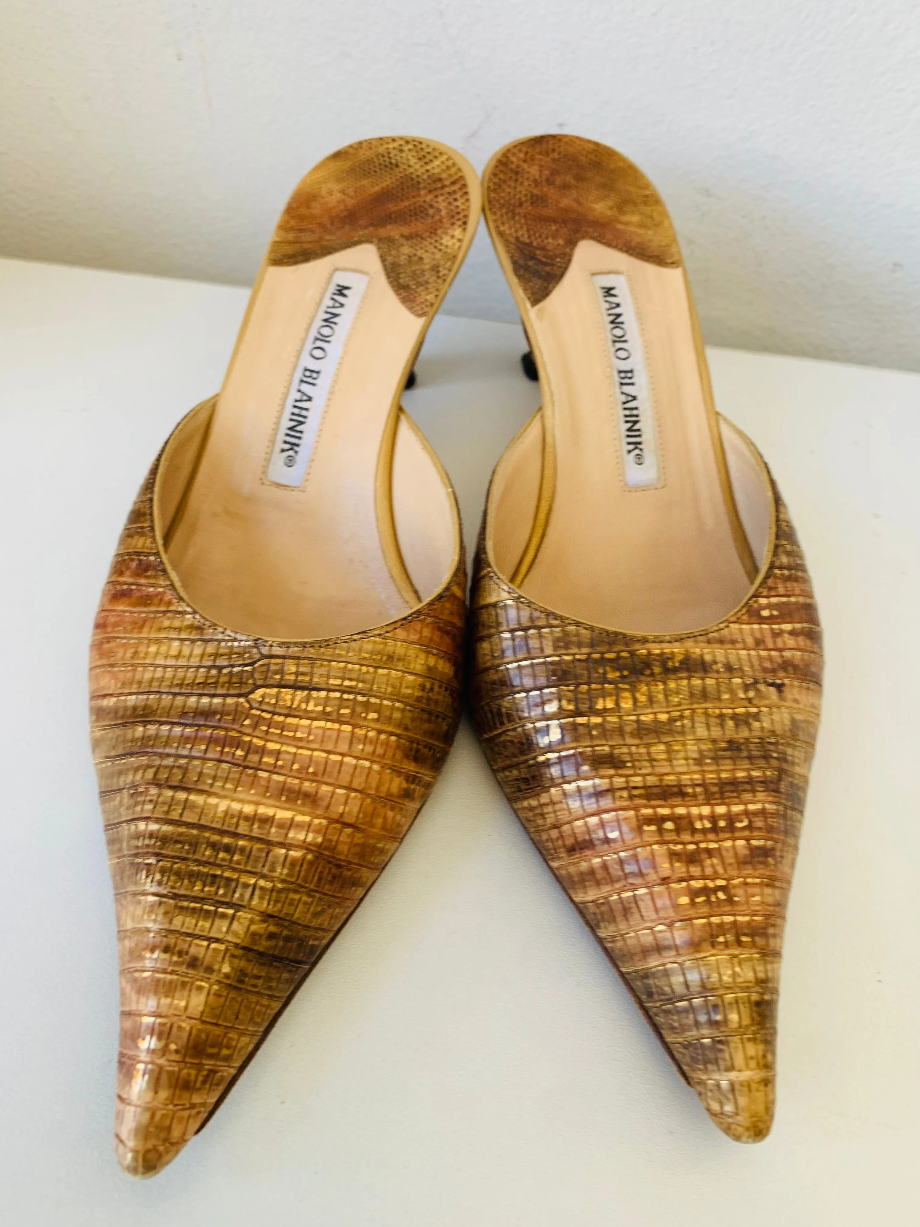 Manolo Blahnik Snakeskin Mules Women’s Shoes Size 37 1/2 In Brown, Tan, and Gold Metallic Detail