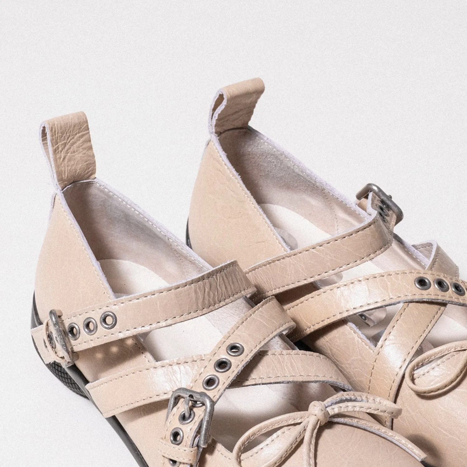 [OPEN YY] CROSS BUCKLE BALLET FLATS _ BEIGE