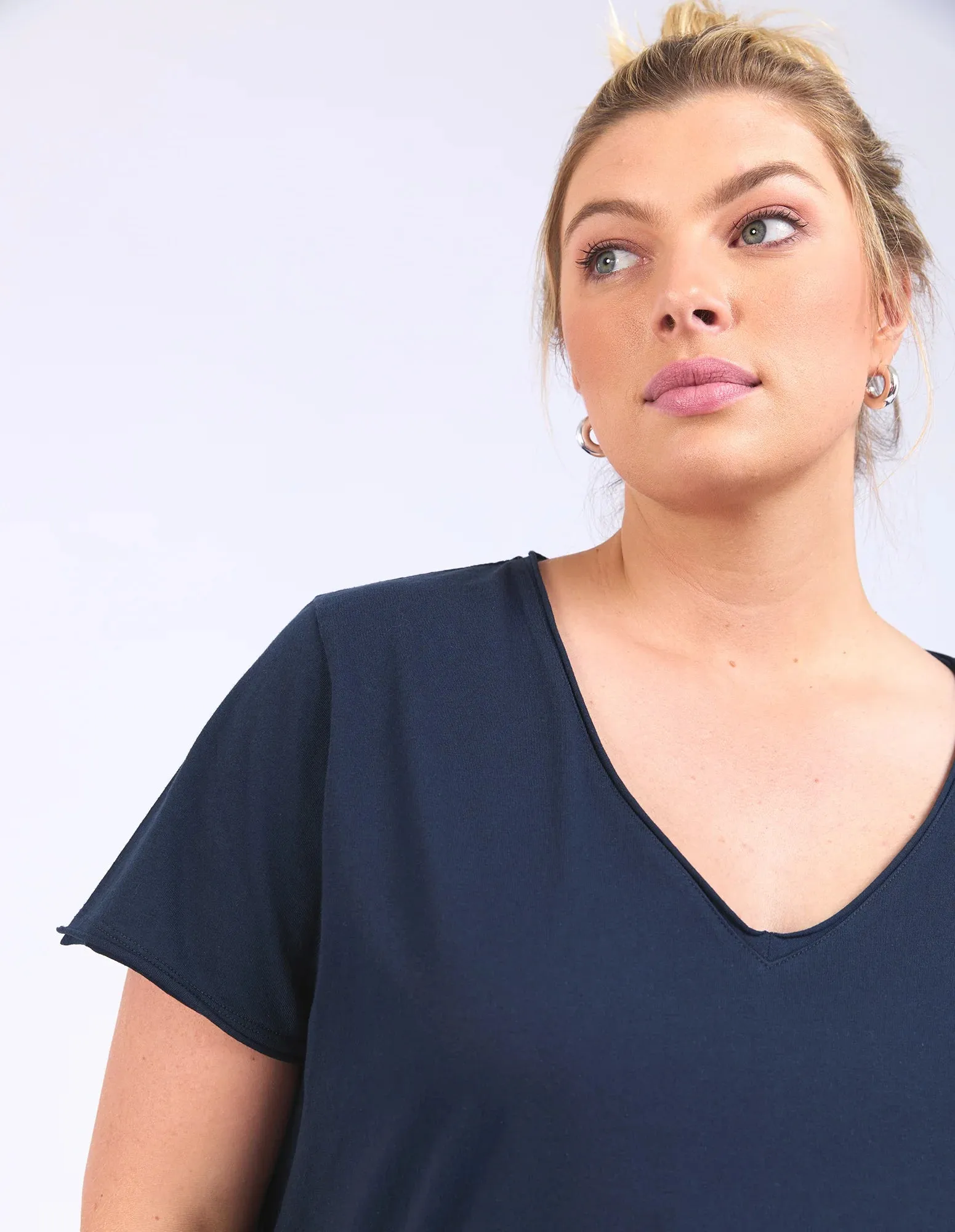 Pima V Tee - Navy