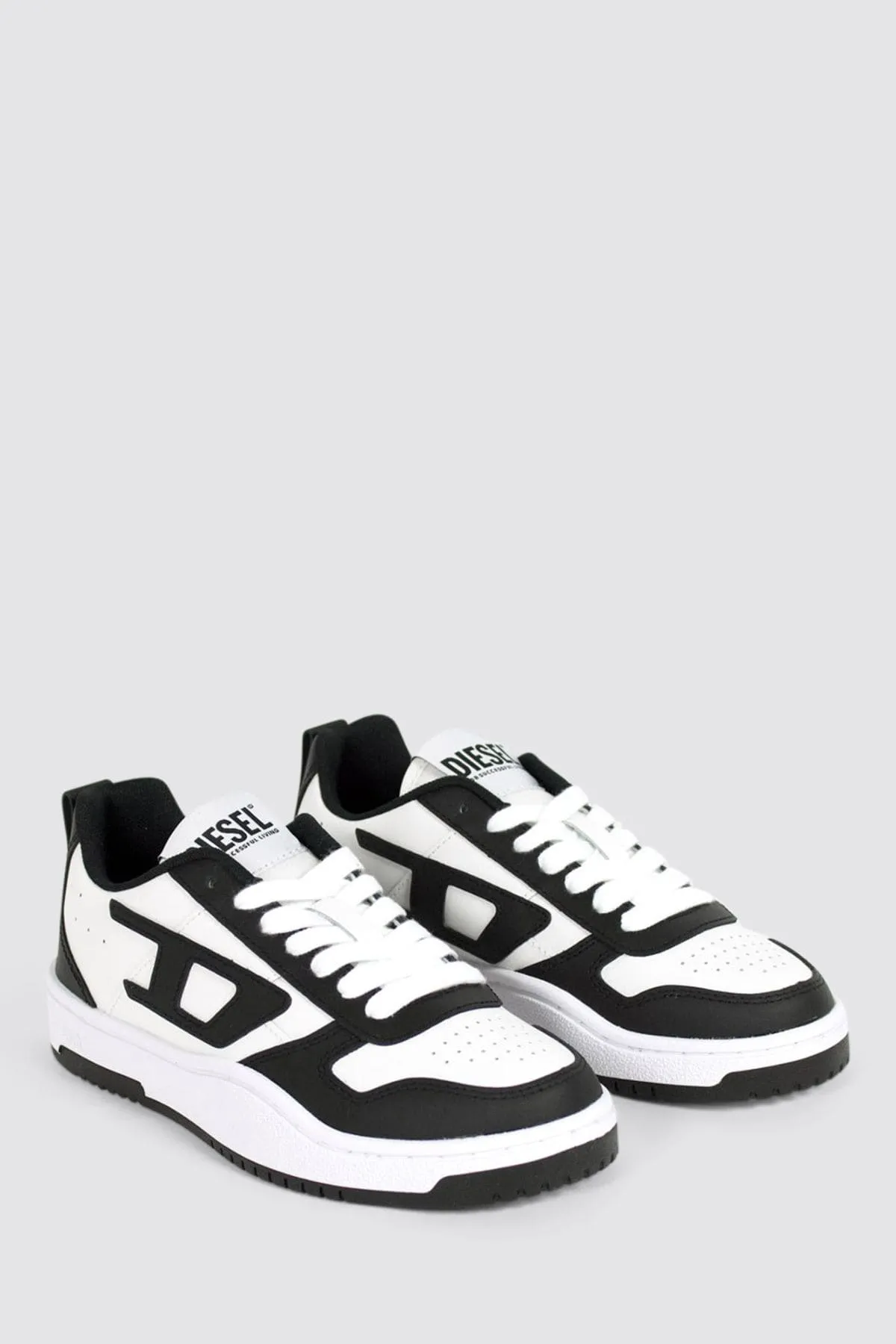 S-UKIYO V2 LOW W BLACK/WHITE