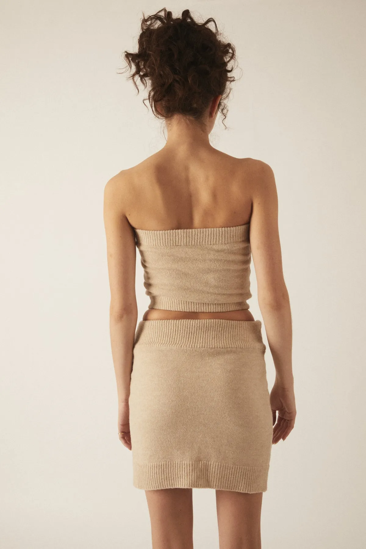 THE KNIT SKIRT