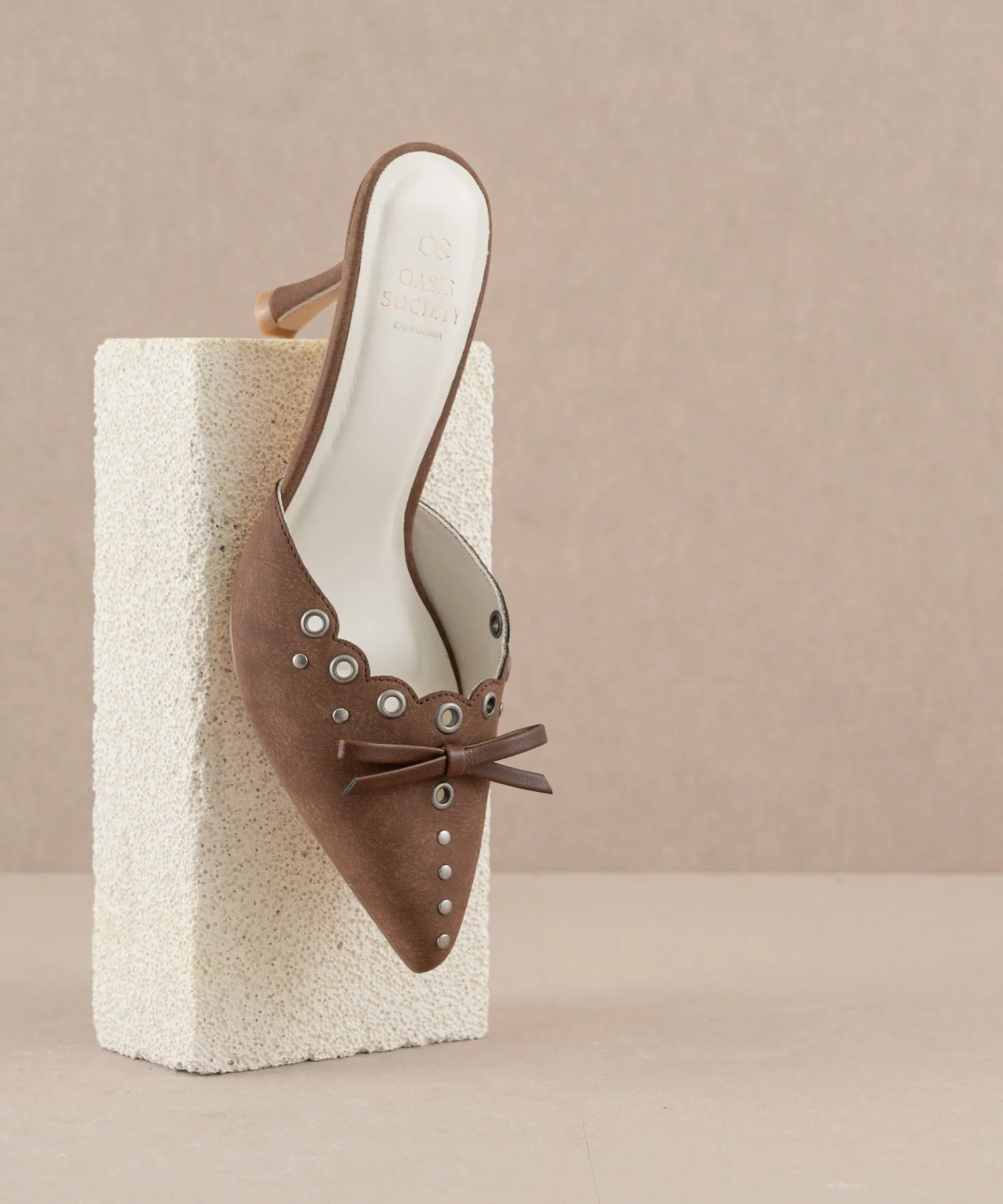 The Meridian | Cocoa Kitten Heel