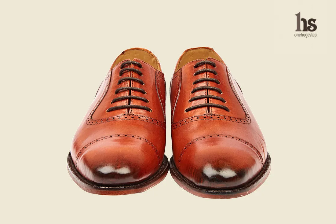 Toecap Oxford With Brogue Punches